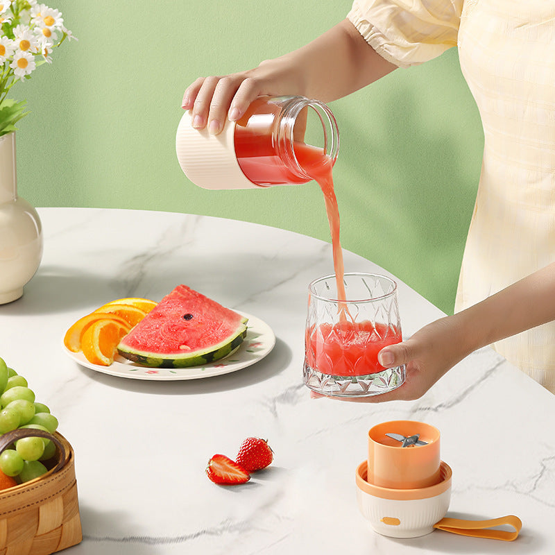 Fashionable Portable Blender & Juicer